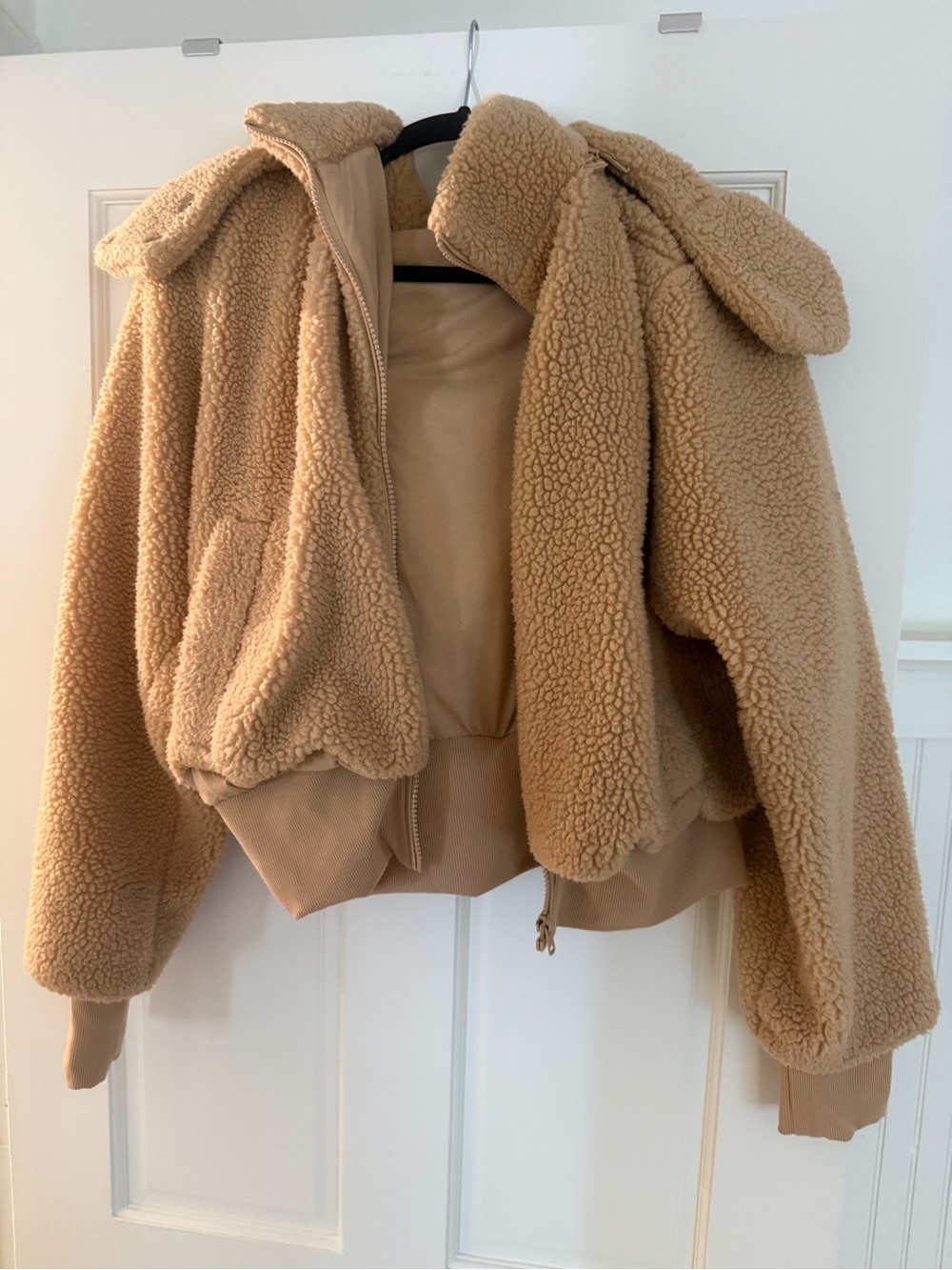 Quince Plush Teddy Jacket in Camel/Beige